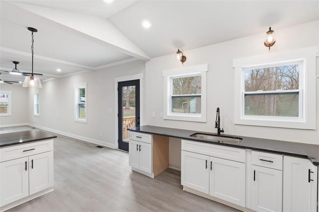 285 3rd Street East Fruithurst, AL 36262 - Photo 17 of 53