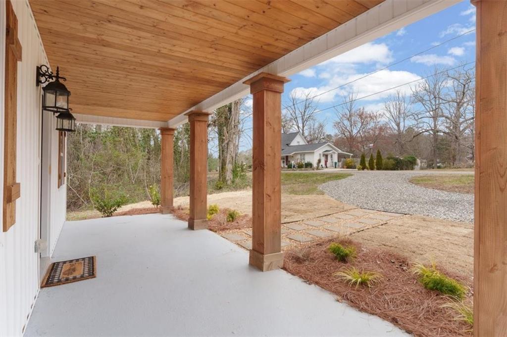 285 3rd Street East Fruithurst, AL 36262 - Photo 8 of 53