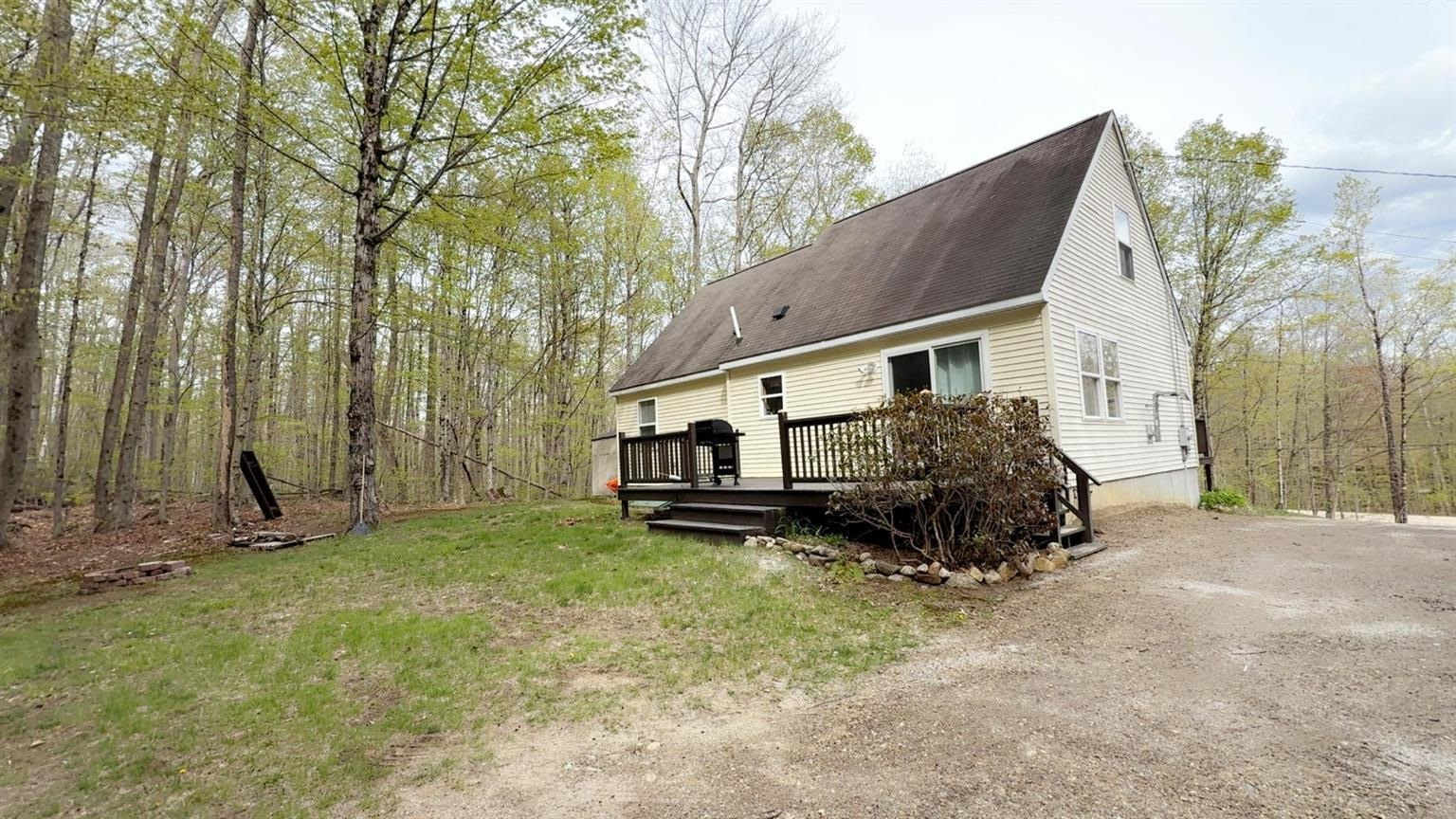 648 Tigola Trail Stoddard, NH 03280 - Photo 3 of 21