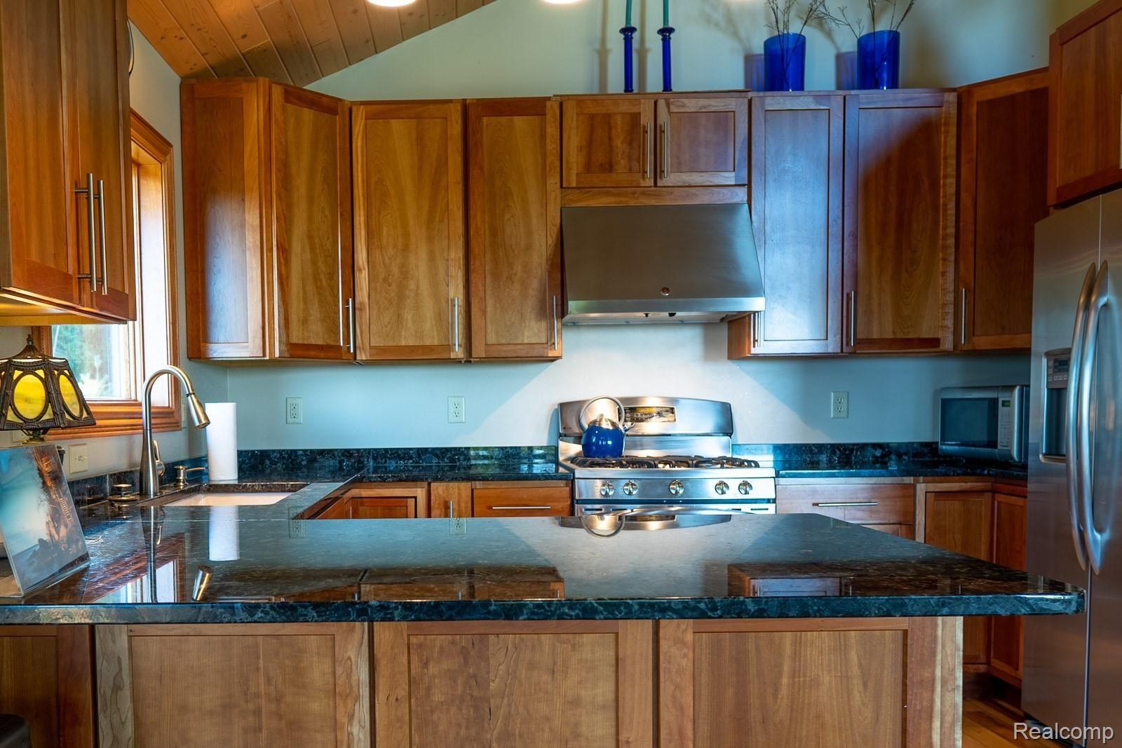 14196 Rock Beach Road Lanse, MI 49946 - Photo 30 of 44 Wargelin_30.jpg