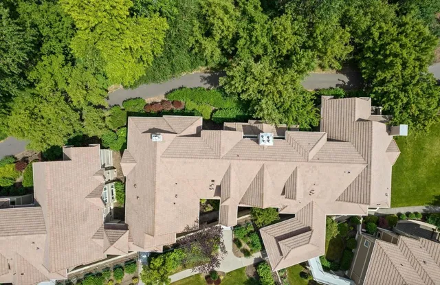 $315,000 | 639 North Riverpoint Boulevard, Unit H103, Spokane, WA 99202