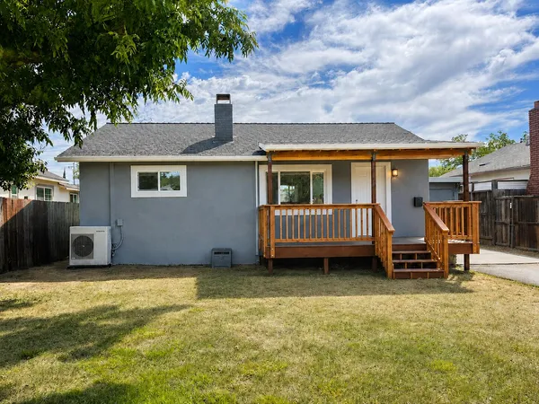 $269,000 | 2896 East Street, Anderson, CA 96007