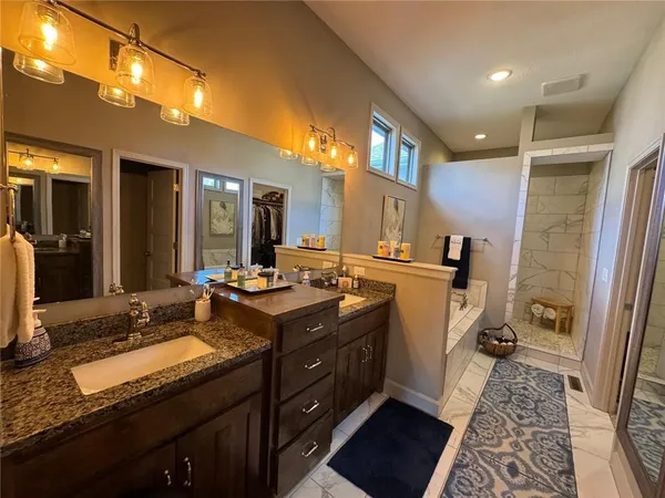 $602,900 | 1100 Southwest Heather Drive, Lee's Summit, MO 64081