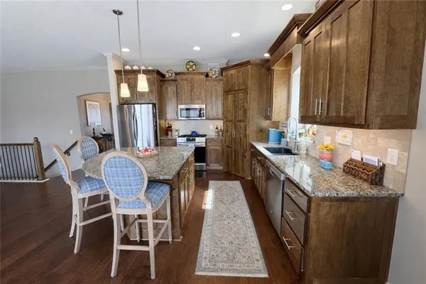 $602,900 | 1100 Southwest Heather Drive, Lee's Summit, MO 64081