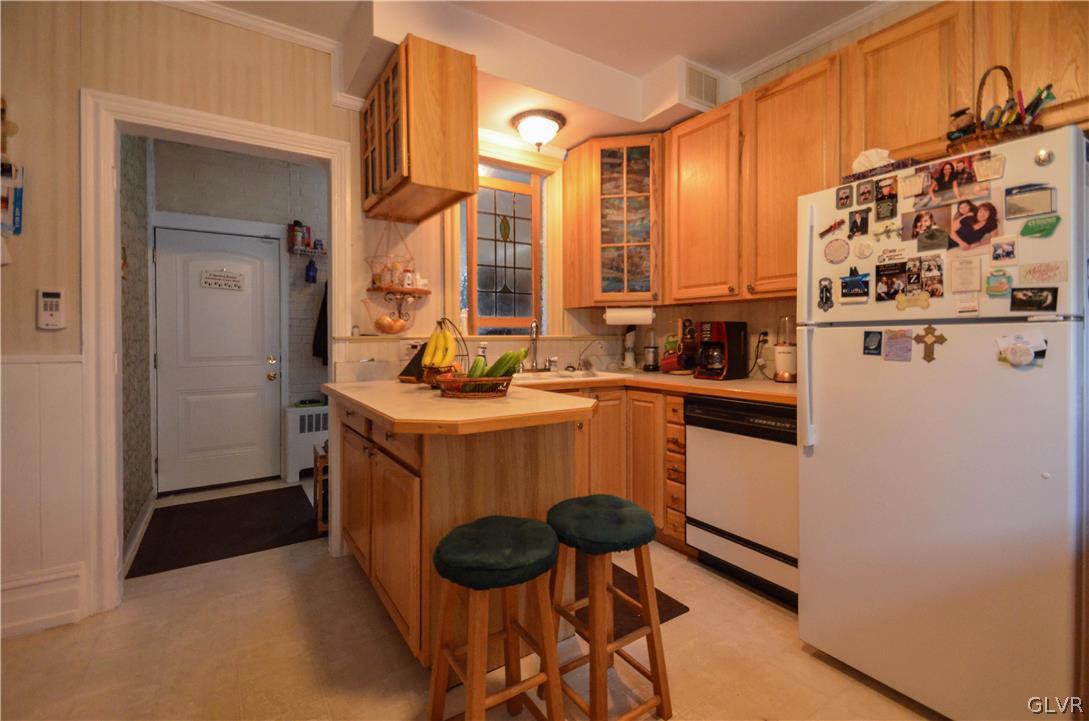 4424 Mauch Chunk Road Coplay, PA 18037 - Photo 13 of 49 Gallery Image 13