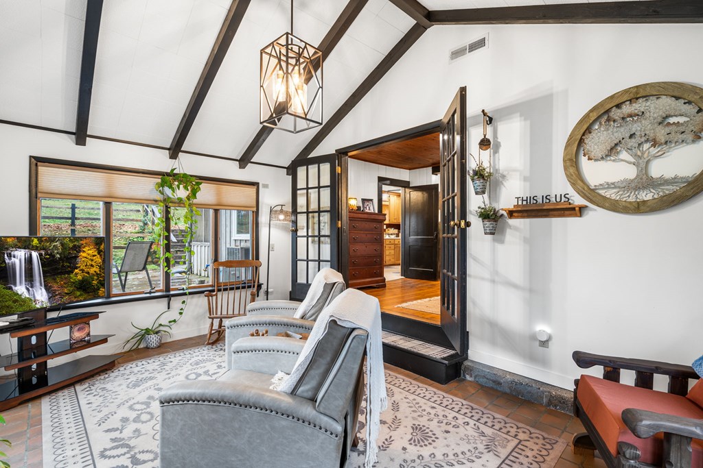 106 Settawig Road Brasstown, NC 28902 - Photo 9 of 100