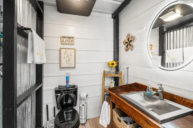 $725,000 | 106 Settawig Road, Brasstown, NC 28902