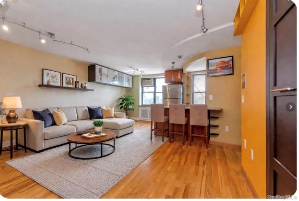 $2,000 | 83-40 Austin Street, Unit 7N | Kew Gardens