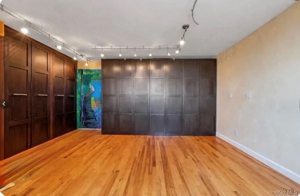 $2,000 | 83-40 Austin Street, Unit 7N | Kew Gardens