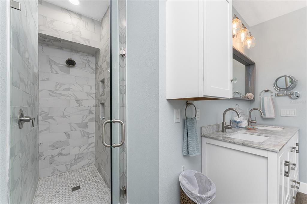 501 Canal Way Nokomis, FL 34275 - Photo 17 of 33