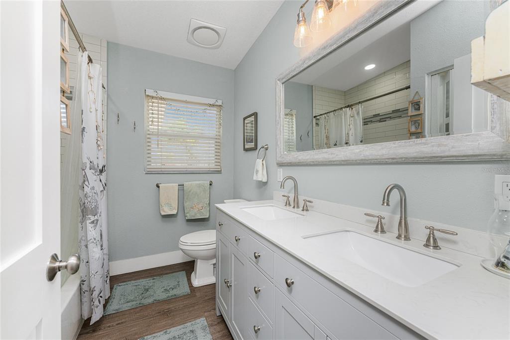 501 Canal Way Nokomis, FL 34275 - Photo 20 of 33