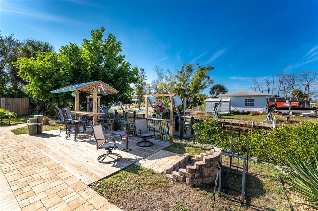 501 Canal Way Nokomis, FL 34275 - Photo 28 of 33