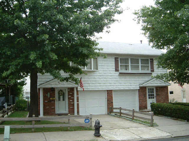 56 Middle Loop Road Staten Island, NY 10308 - Photo 1 of 1 Primary Photo