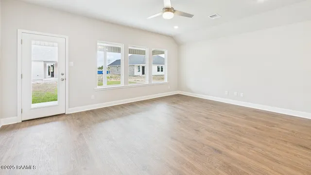 $269,500 | 122 Eden Ridge, Duson, LA 70529