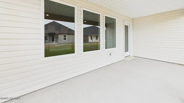 $269,500 | 122 Eden Ridge, Duson, LA 70529