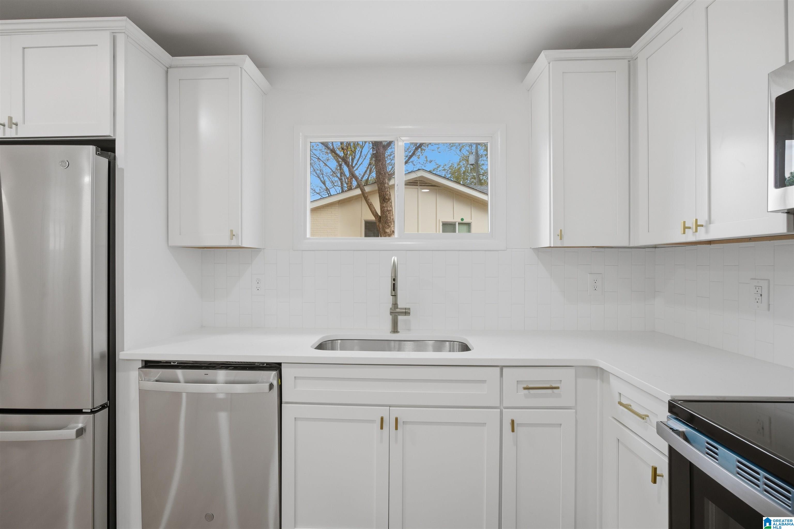 1005 Queensbury Road Birmingham, AL 35209 - Photo 8 of 29
