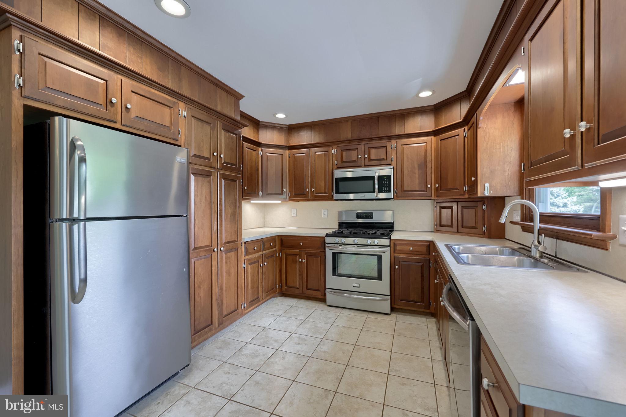 131 South Oak Street Lititz, PA 17543 - Photo 12 of 41 Gallery Image 12