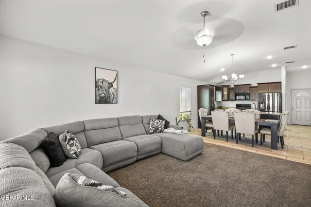 $230,500 | 809 Coyote Melon Drive, Socorro, TX 79927