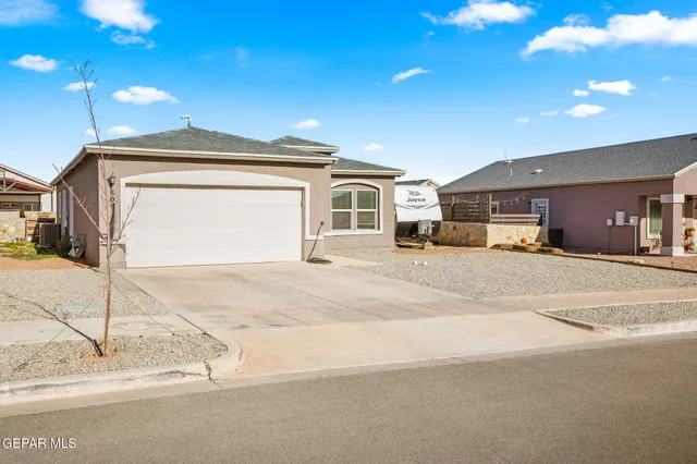 $230,500 | 809 Coyote Melon Drive, Socorro, TX 79927