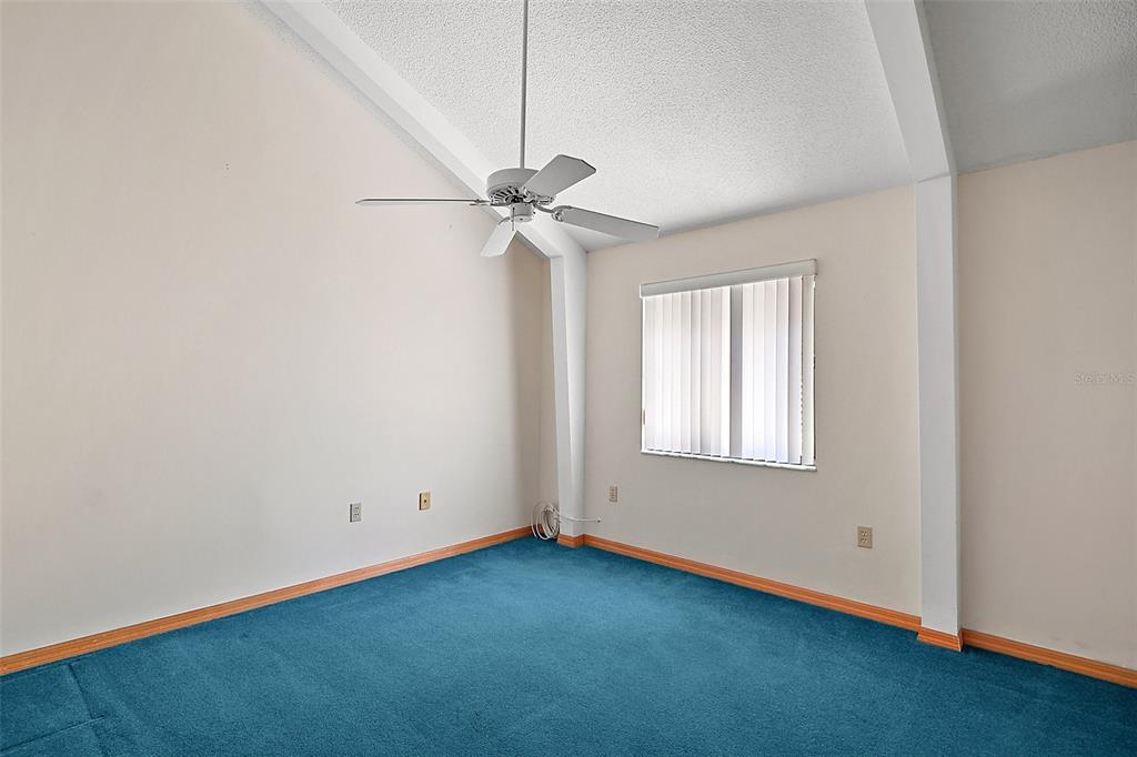 40325 Emeralda Island Road Leesburg, FL 34788 - Photo 23 of 35 Bedroom 3 ~