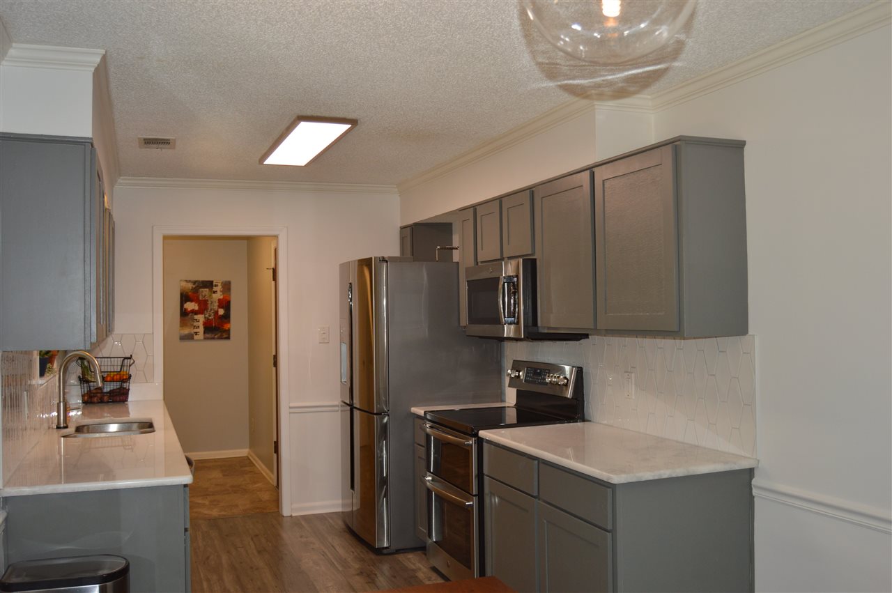 397 Cascade Falls Road Collierville, TN 38017 - Photo 7 of 24 updated kitchen that beautiful and functional!