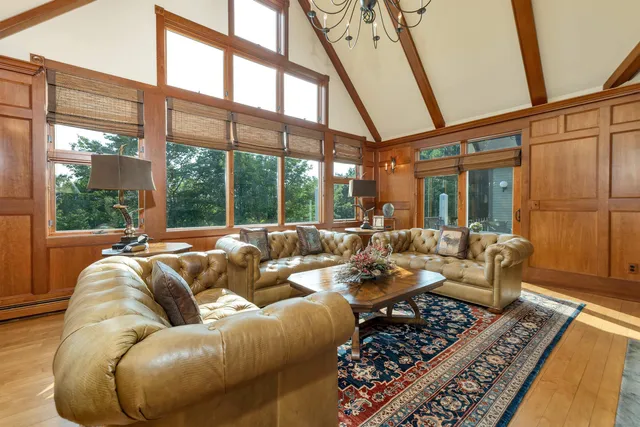 $1,670,000 | 9 Quinn Road, Hancock, NH 03449