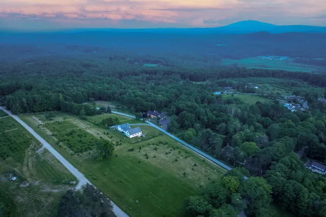 $1,670,000 | 9 Quinn Road, Hancock, NH 03449