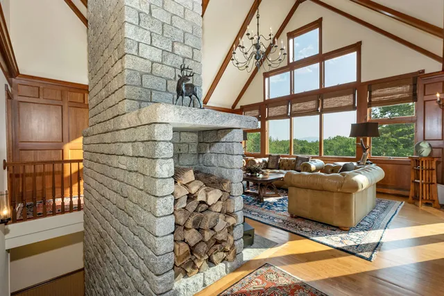 $1,670,000 | 9 Quinn Road, Hancock, NH 03449