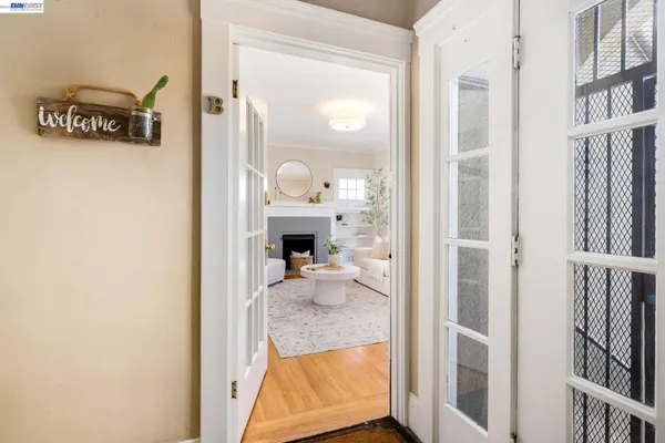 $525,000 | 3746 Park Blvd Way, Unit B, Oakland, CA 94610