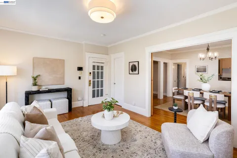 $525,000 | 3746 Park Blvd Way, Unit B, Oakland, CA 94610