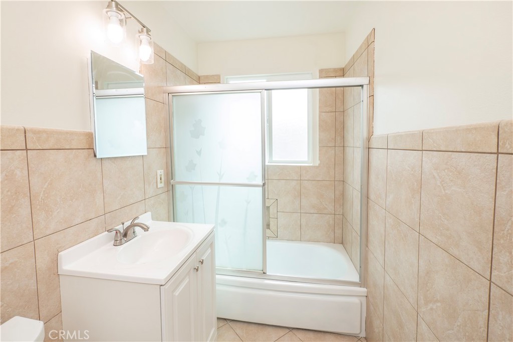 7579 Emerald Street Riverside, CA 92504 - Photo 6 of 16