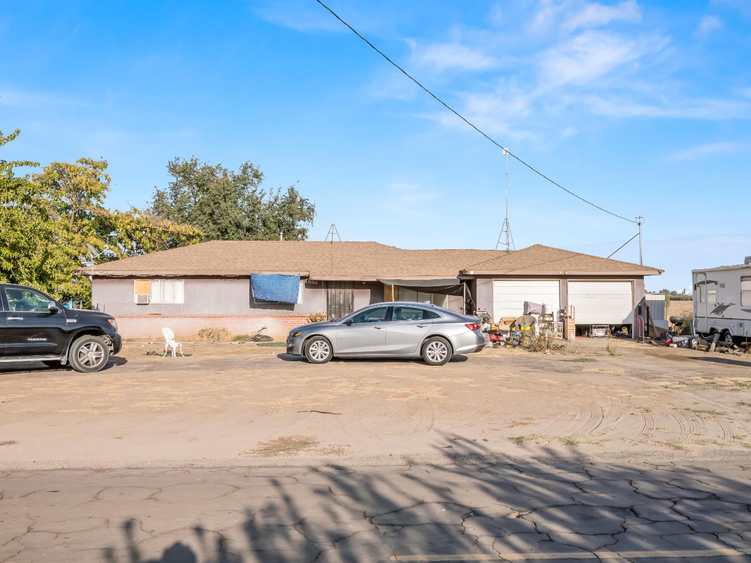 9890 South Hayes Avenue Raisin City, CA 93652 - Photo 9 of 11