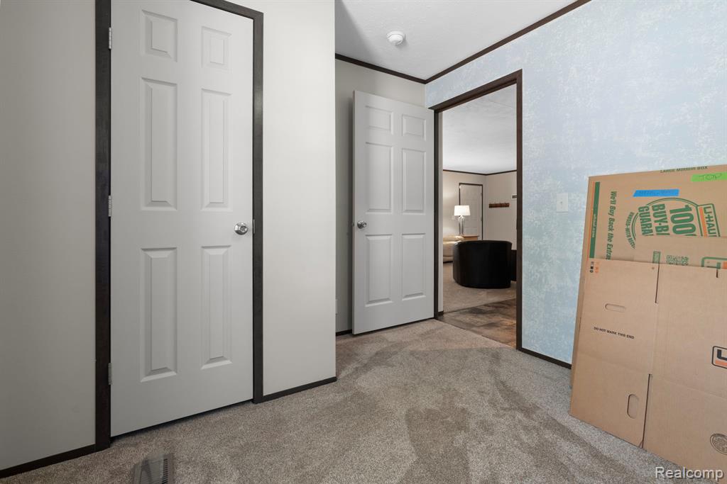303 Toucan Street Rochester, MI 48309 - Photo 19 of 21