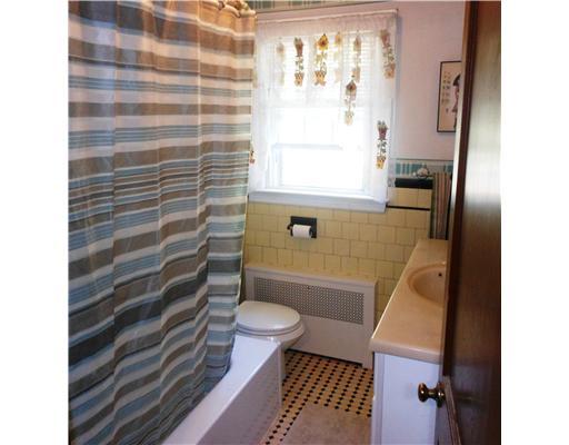 146 Pole Bridge Road Scituate, RI 02857 - Photo 14 of 17 Bathroom.