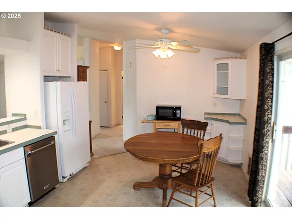 $90,000 | 124 Country Side Lane, Winston, OR 97496