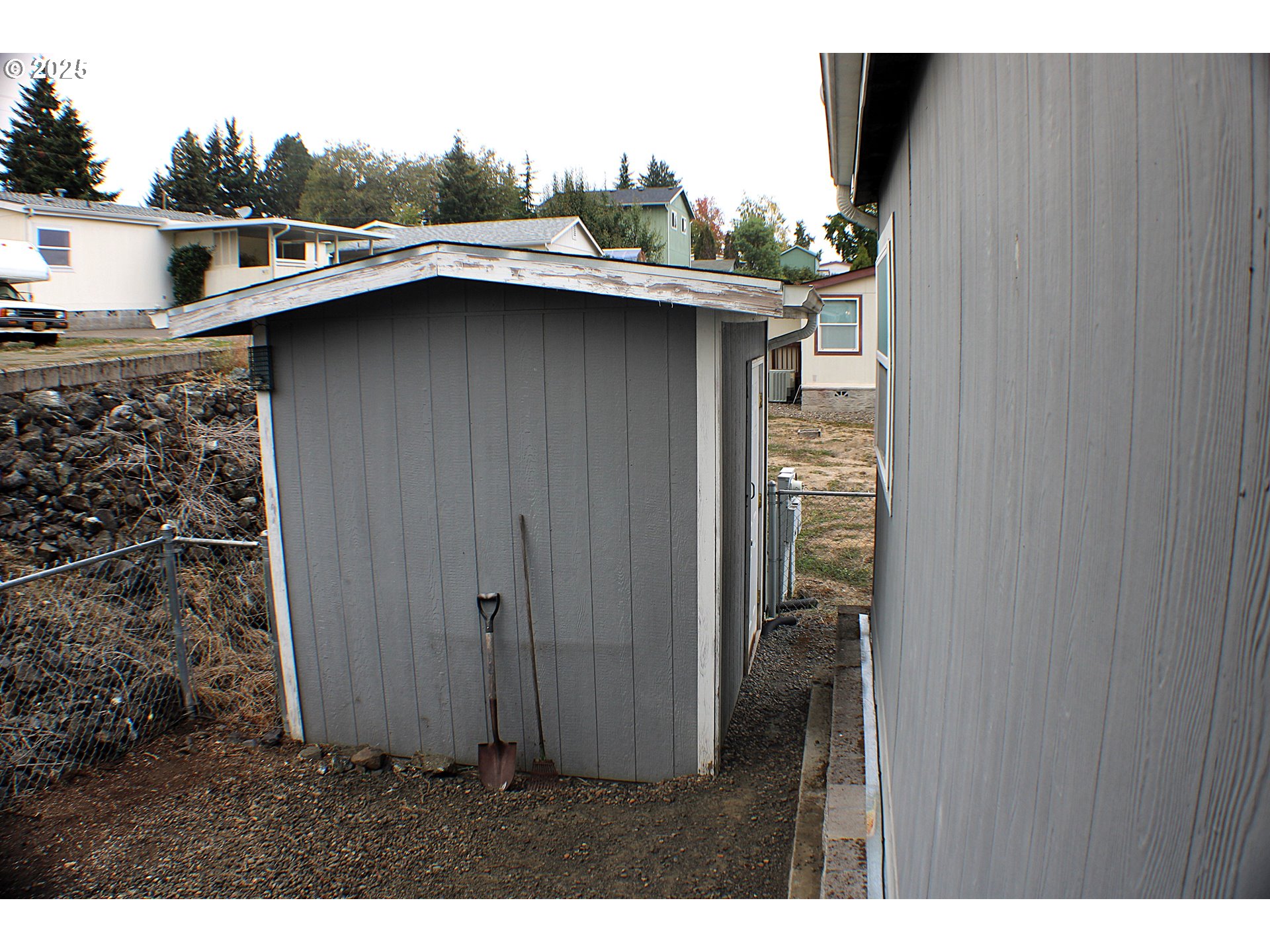 124 Country Side Lane Winston, OR 97496 - Photo 19 of 23