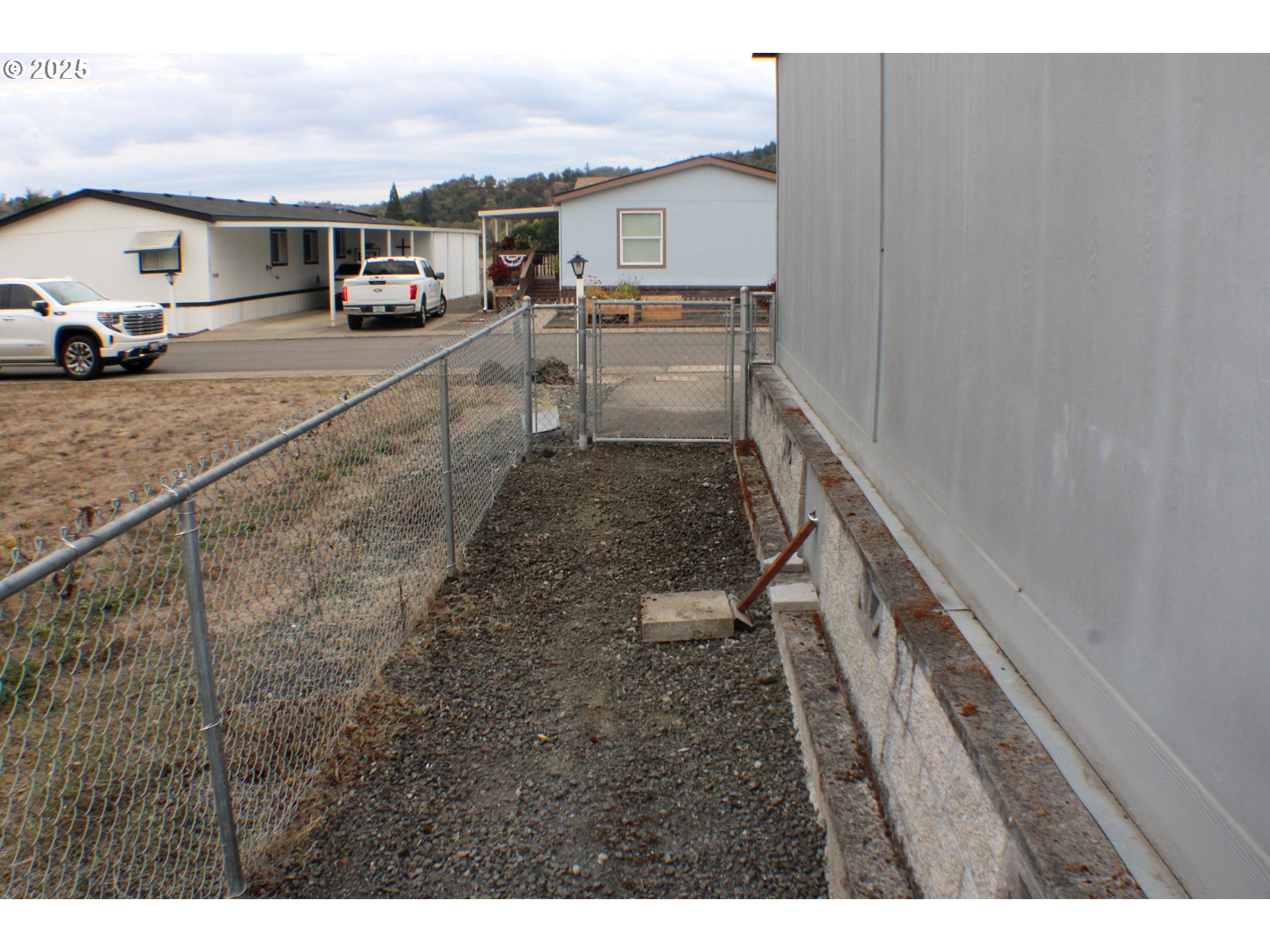 124 Country Side Lane Winston, OR 97496 - Photo 20 of 23