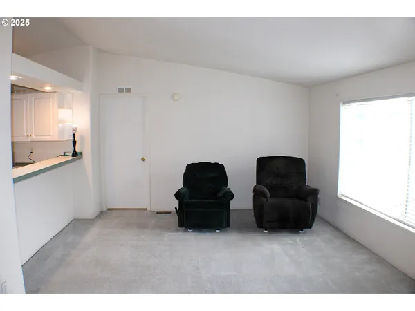 $90,000 | 124 Country Side Lane, Winston, OR 97496