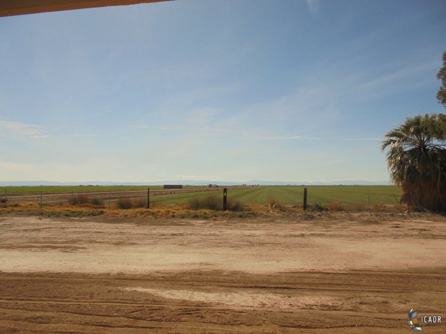 1796 Pickett Road Brawley, CA 92227 - Photo 5 of 28 Gallery Image 5