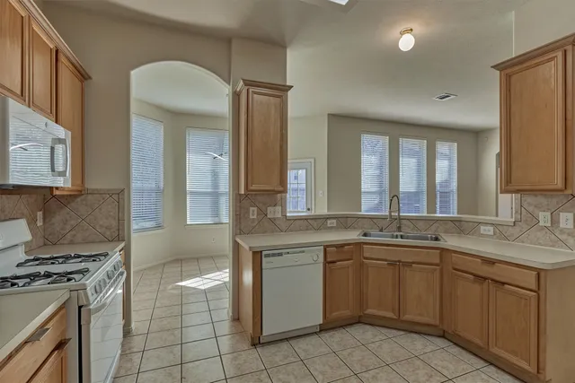 $1,800 | 21322 Hannover Forest, Spring, TX 77388