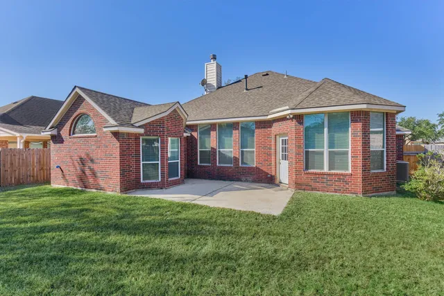 $1,800 | 21322 Hannover Forest, Spring, TX 77388