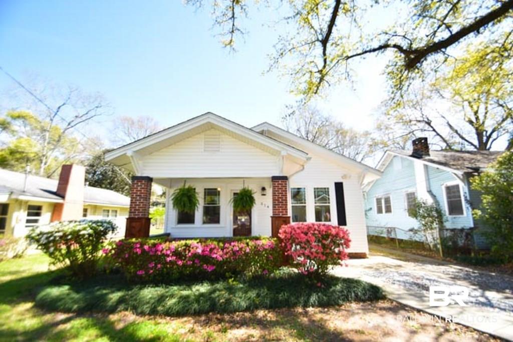 214 Grand Boulevard Mobile, AL 36607 - Photo 1 of 20