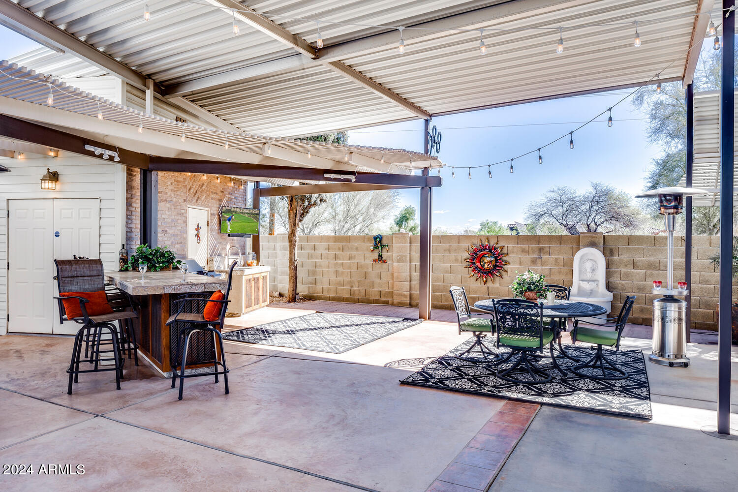 17200 West Bell Road, Unit 977 Surprise, AZ 85374 - Photo 12 of 36 Patio Dining