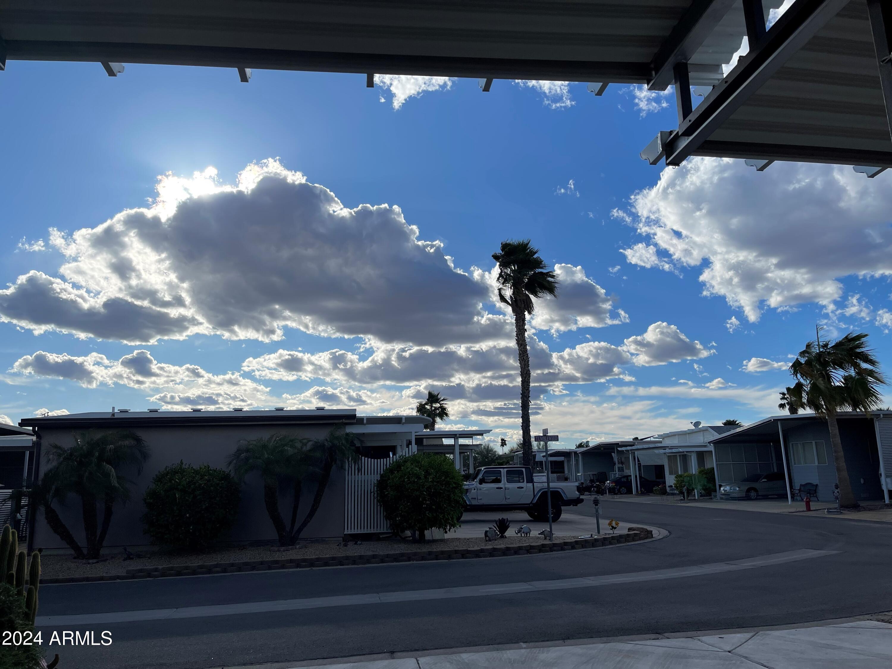 17200 West Bell Road, Unit 977 Surprise, AZ 85374 - Photo 9 of 36 Clouds