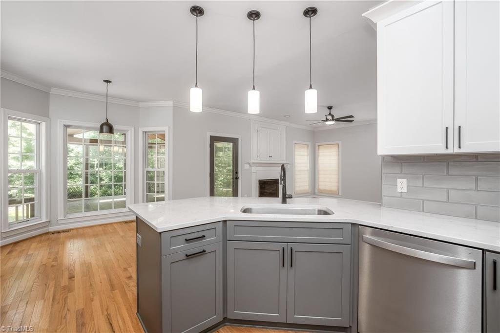 2805 Lockland Drive Oak Ridge, NC 27310 - Photo 12 of 35