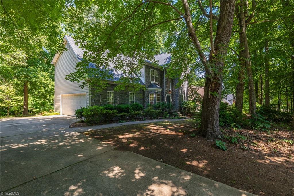 2805 Lockland Drive Oak Ridge, NC 27310 - Photo 5 of 35