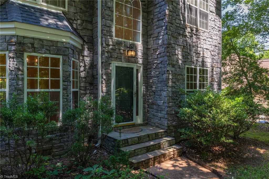 2805 Lockland Drive Oak Ridge, NC 27310 - Photo 6 of 35