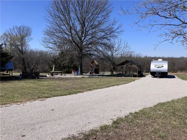 $35,900 | 65 Raccoon Drive, Mound City, KS 66056