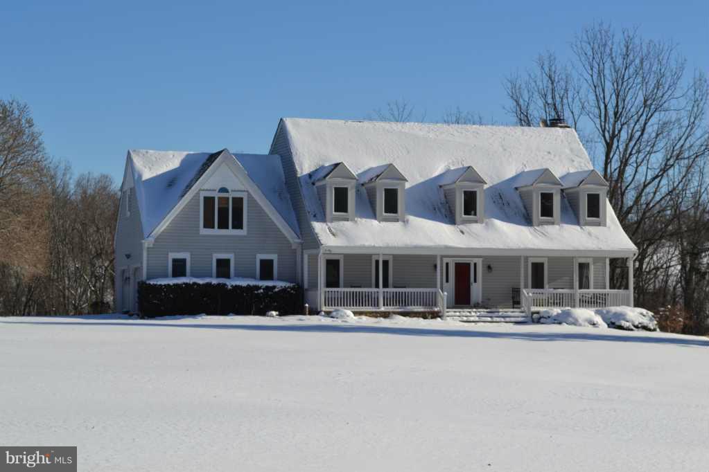 37278 Jeb Stuart Road Purcellville, VA 20132 - Photo 1 of 21 Exterior (Front)