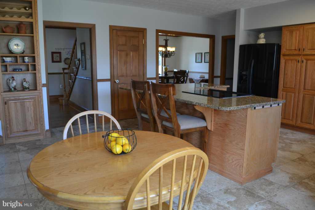 37278 Jeb Stuart Road Purcellville, VA 20132 - Photo 6 of 21 Kitchen
